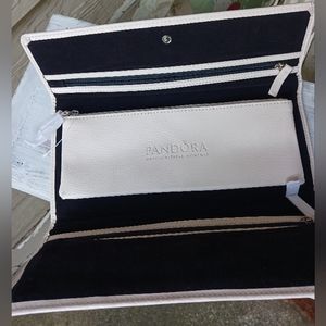 Pandora jewelry roll